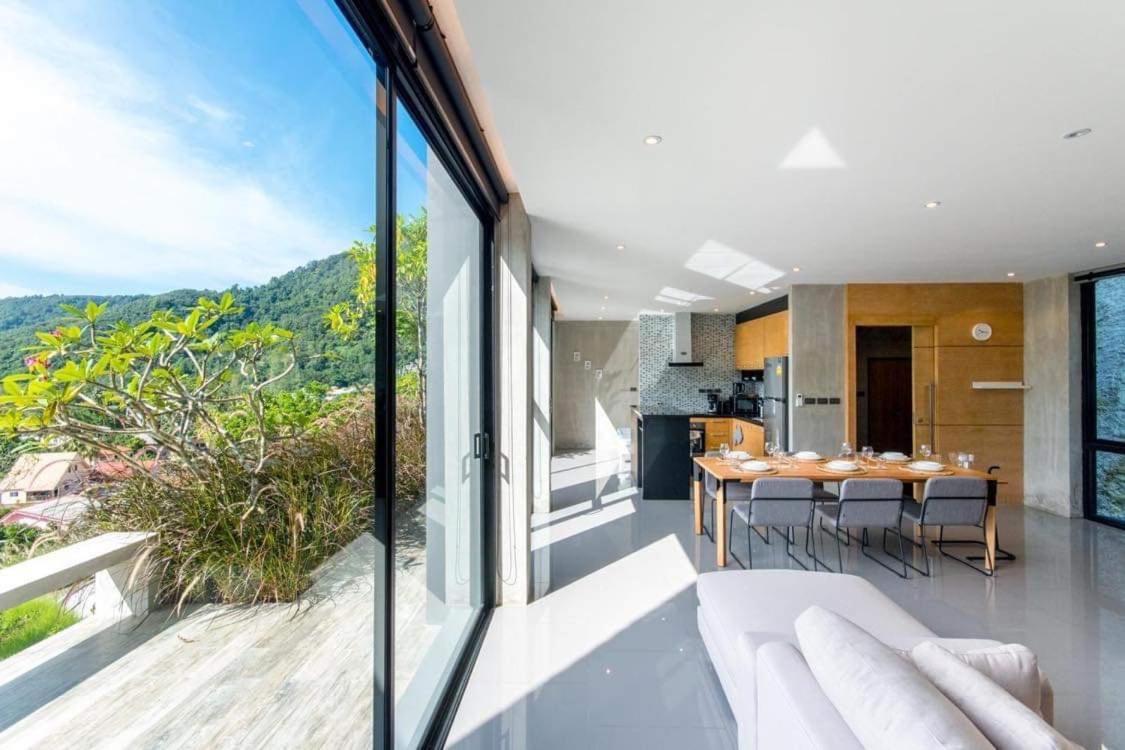 Tropical Hillside Kamala 2bedroom Appartement *